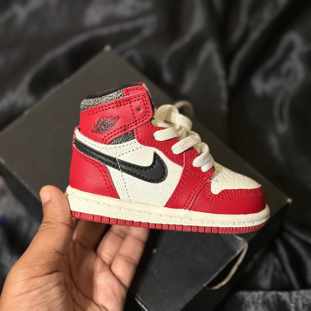 Jordan 1 Retro High OG “Lost and Found” TD